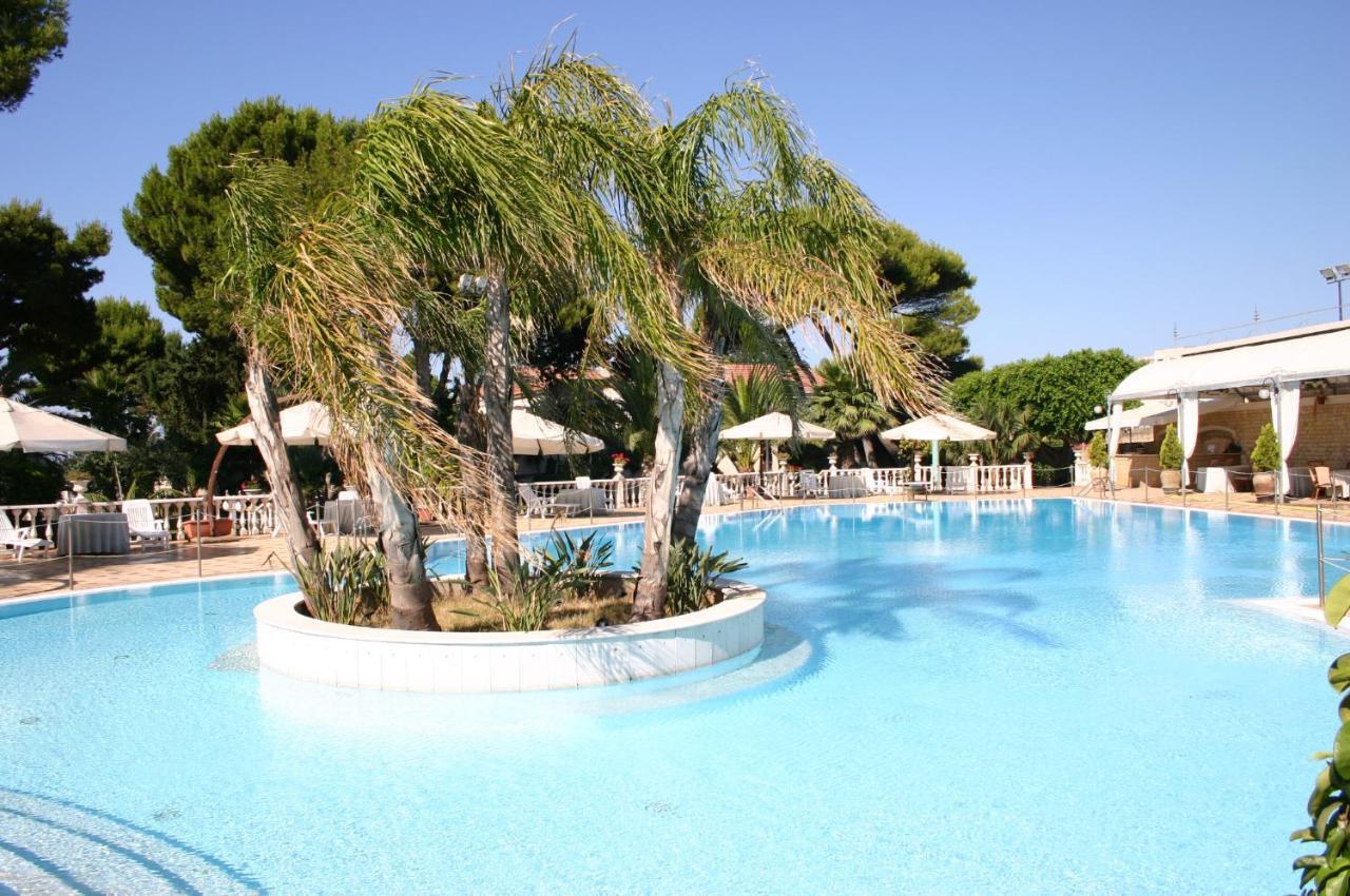 Grand Hotel Palace Марсала Екстер'єр фото The pool at the hotel